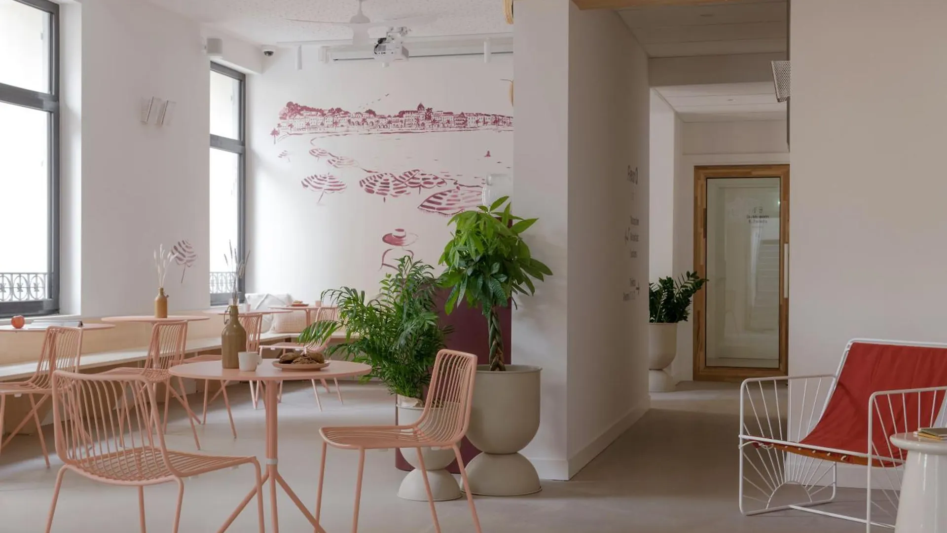 Slo Hostel 니스