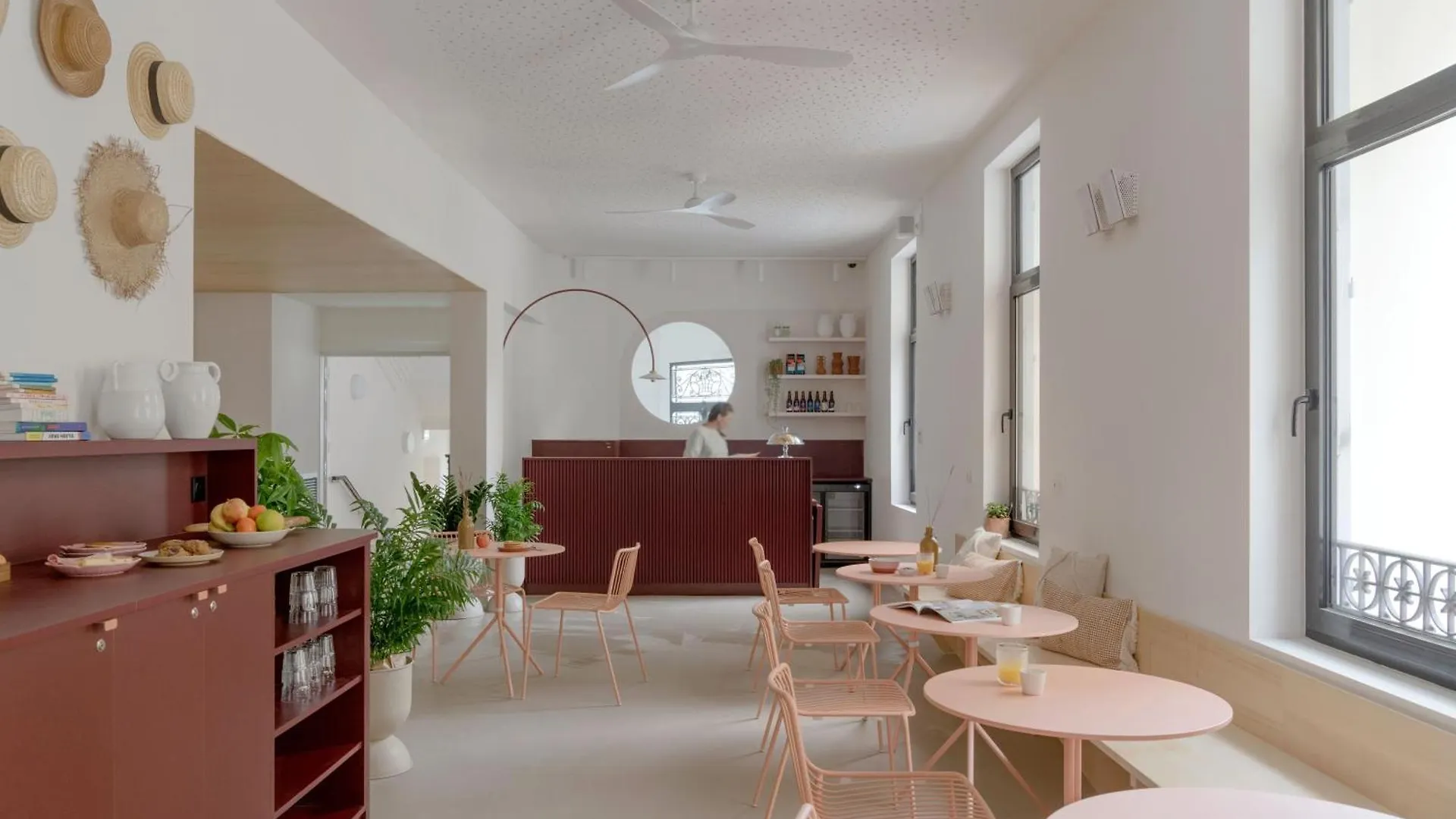 Slo Hostel 니스